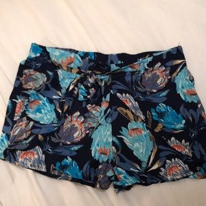 H&M flower wrap shorts